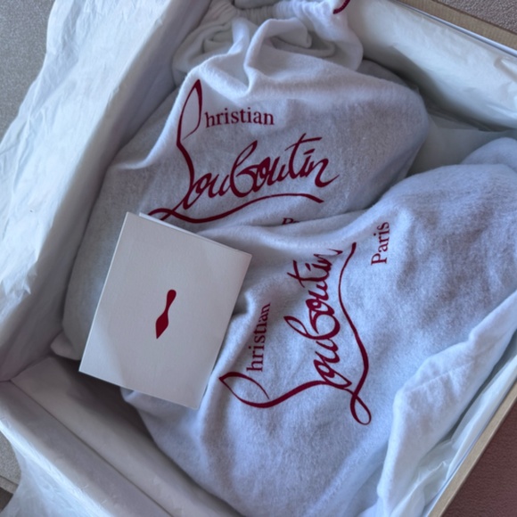 Christian Louboutin Sneakers - Picture 6 of 6